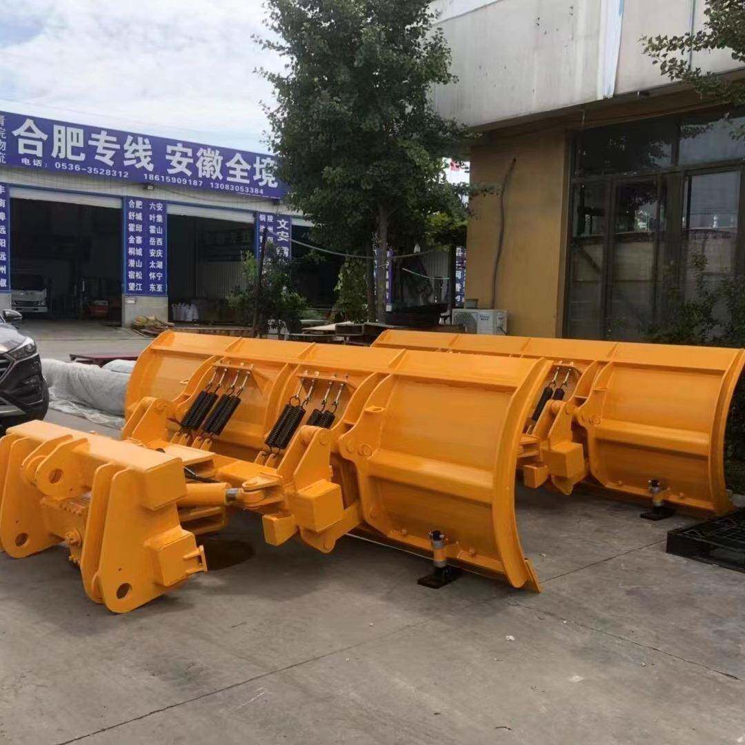 车用除雪铲清雪设备推雪车铲雪拖拉机改推雪板市政公路除雪机