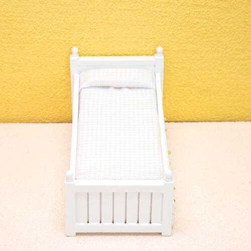 1：12迷你娃娃屋摆件dollhouse家具OB11床仿真木床带抽屉微缩床