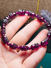 石榴石貔貅手链紫牙石，老矿天然水晶，饰品紫色手串男女礼物