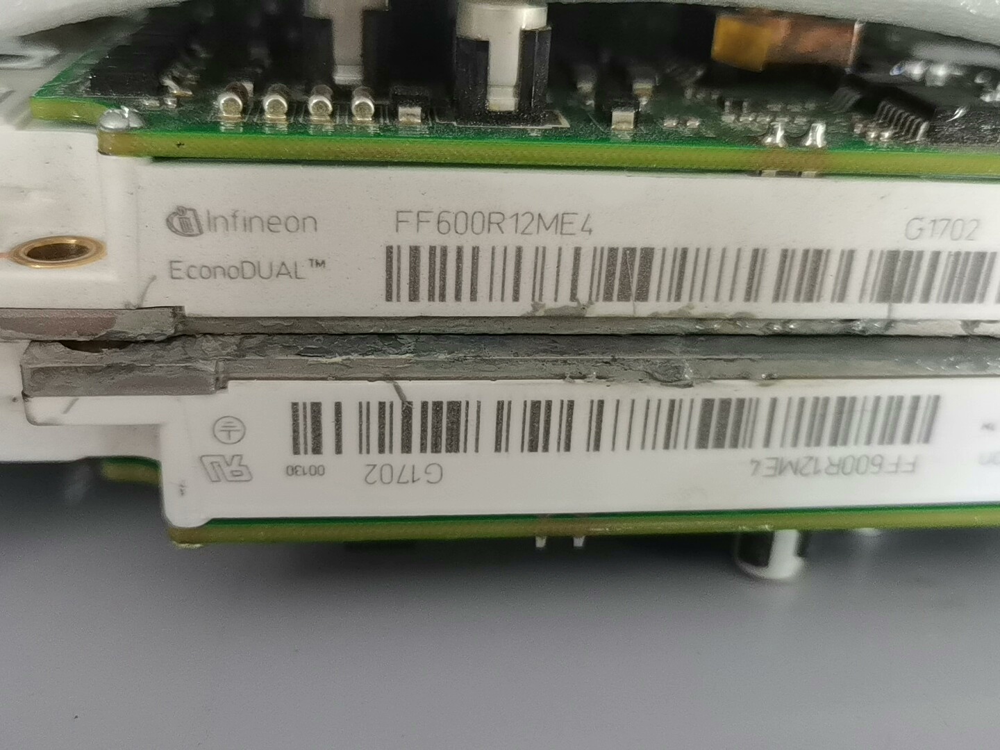 英飞凌FF600R12ME4