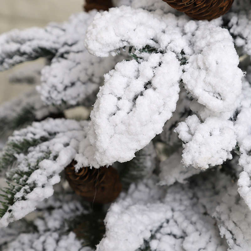 圣诞装饰品PE加密植绒粉色落雪白松树小型桌面圣诞树拍照橱窗场景