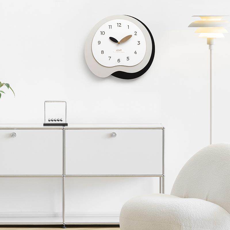 wozoom屋准时钟客厅可爱钟表装饰品创意家用2025新款北欧挂钟