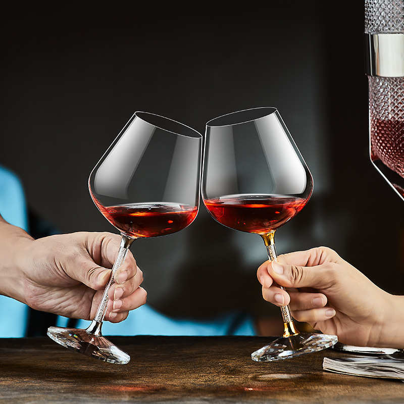 轻奢高档金色红酒高脚杯套装家用水晶勃艮第大肚杯葡萄酒杯醒酒器
