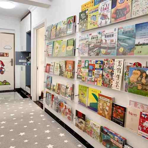 书架墙上绘本架亚克力壁挂一体挂儿童展示架门后免打孔免打孔壁挂