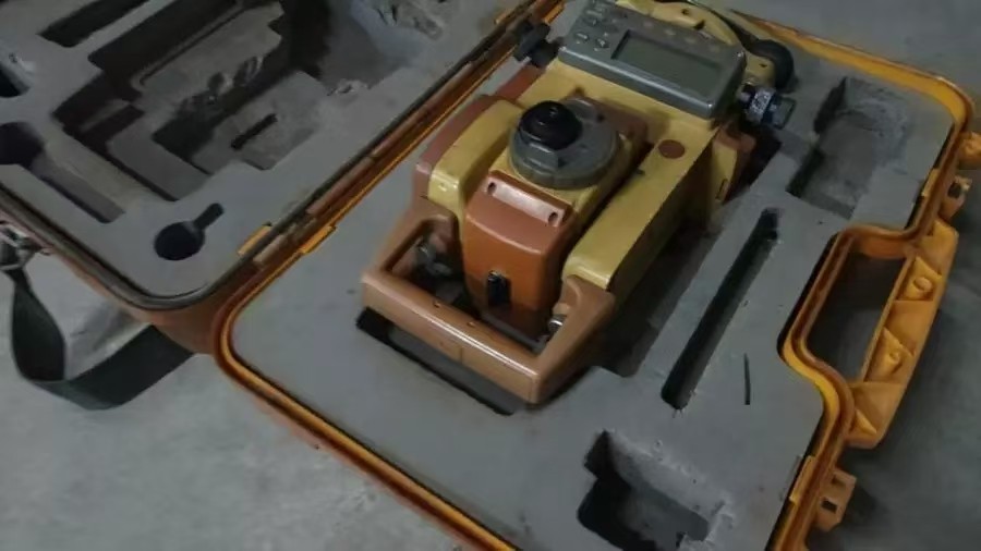 12月26日北京【京械7866】单位淘汰报废处置全站仪一台网络拍卖公告