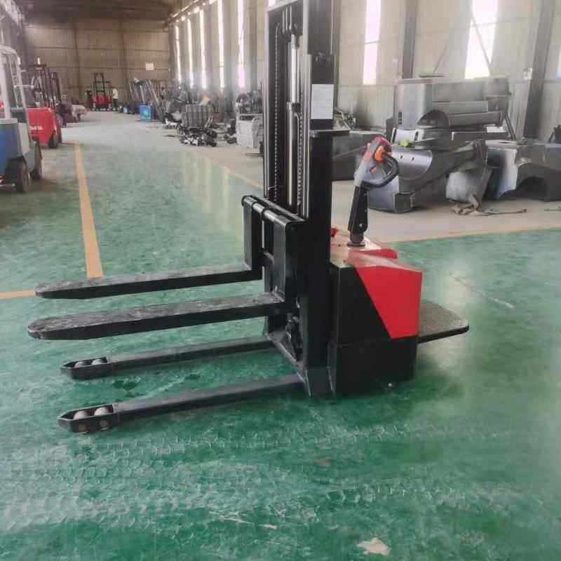 Electric stacker crane手推式高架仓库升高车 液压电动堆高车