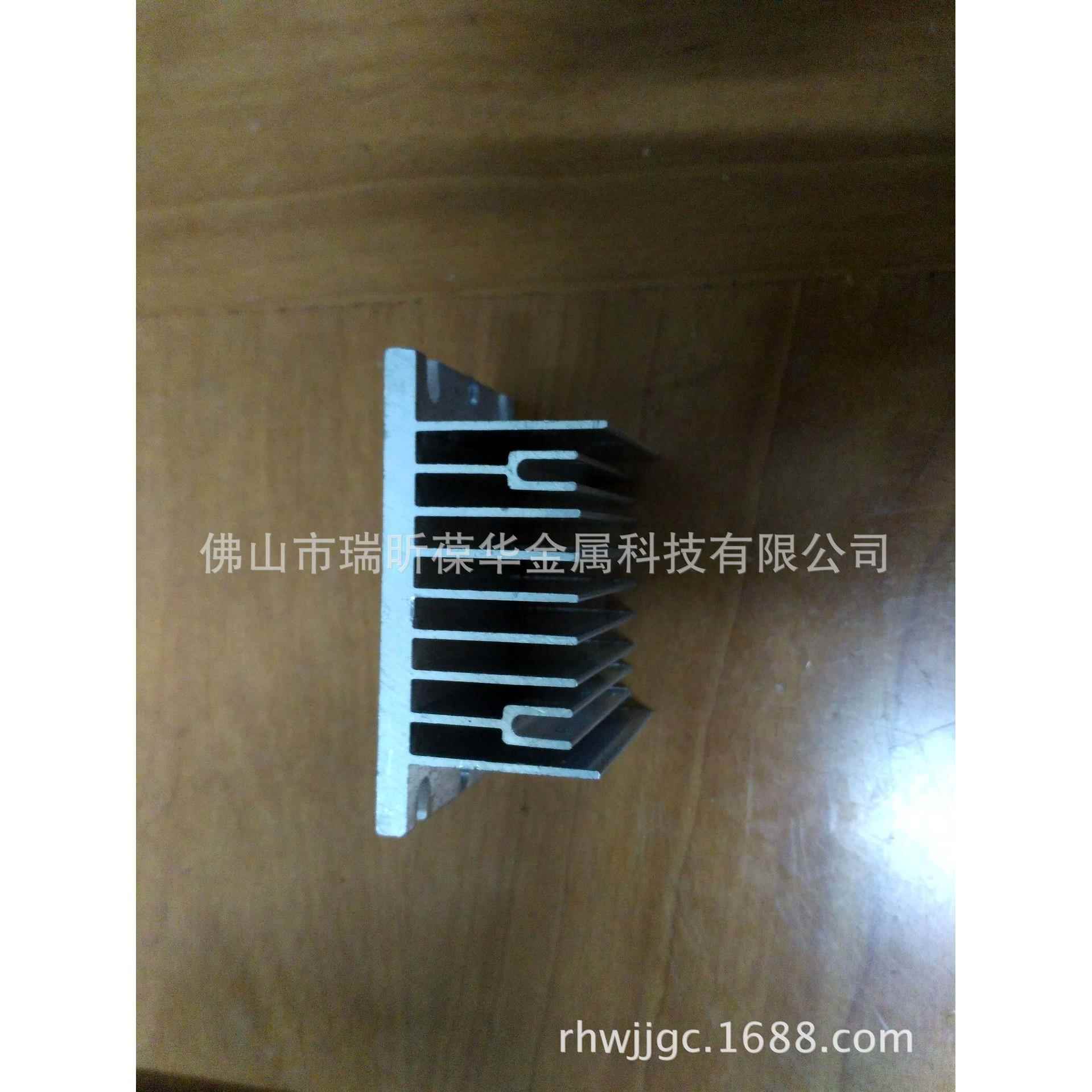半导体制冷片 饮水机散热器 车载 冰箱散热器 恒温散热器