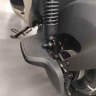 F2z通用后脚踏踩脚后搁脚平叉护板 F90m 韭号原厂F60 F90