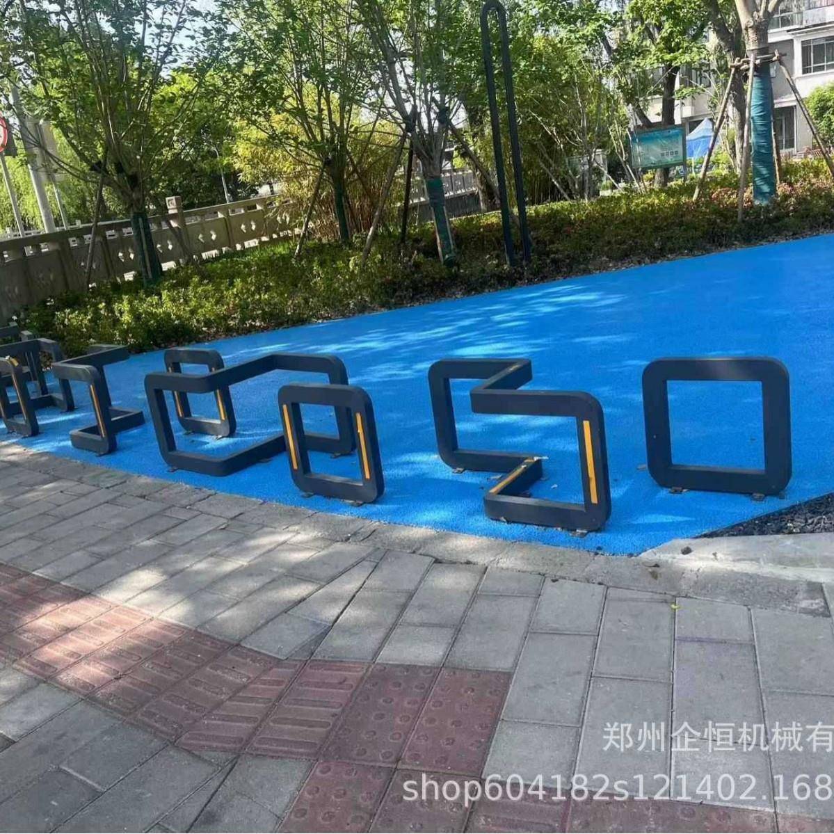 商场步行街S型不锈钢车挡隔离栏可拆卸景区小区人车分流护栏栅栏图片