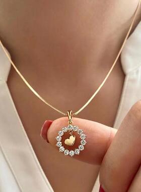 Pendant collarbone chain hollowed out necklace neck chain