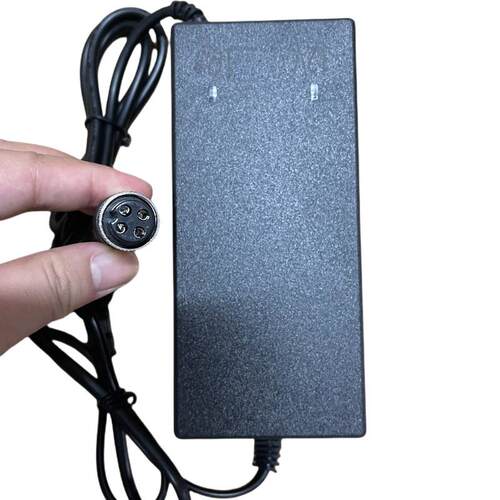 12V16V24V汽车应急启动电源搭电宝充电线强启动电源24V锂电池