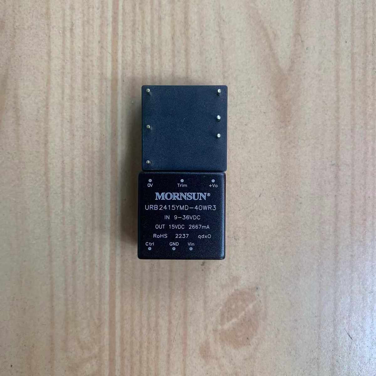URB2403YMD-40WR3 2405 2412 2415 2424 2448高品质DC-DC电源模块
