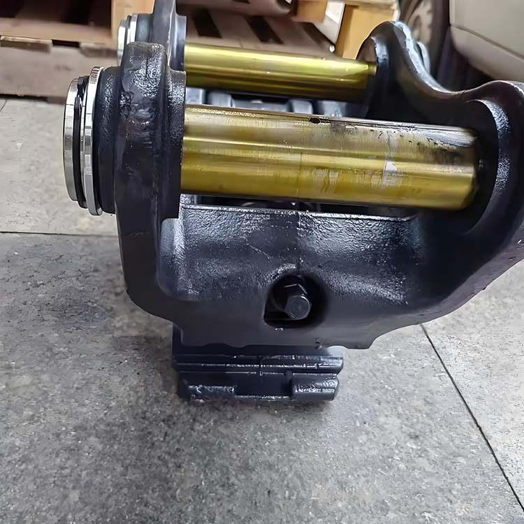 挖机连接器 抓钢器振动夯破碎锤快换接头 属具转换液压快速连接头