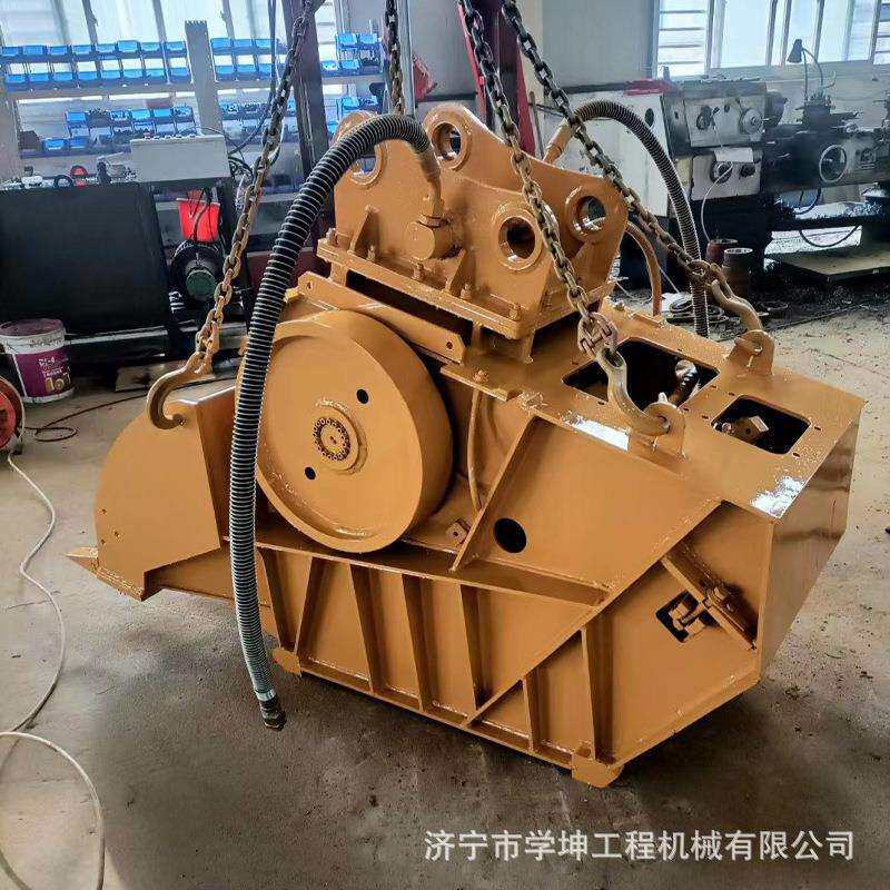 挖机碎石斗颚式破碎斗挖机建筑模板破碎斗移动式破碎铲斗