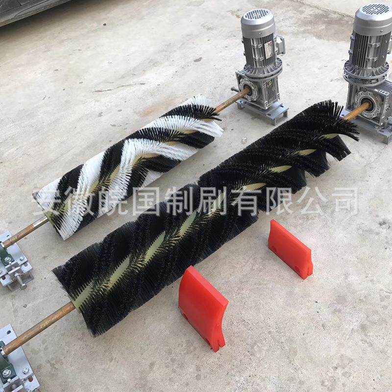 电动毛刷清扫器皮带运输机毛刷清理机电动螺旋式清扫器螺旋式毛刷