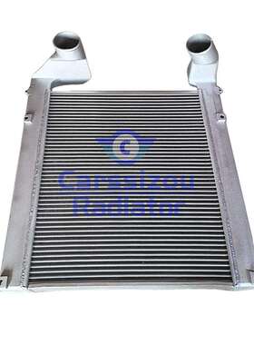 日-产UD卡车中冷器总成