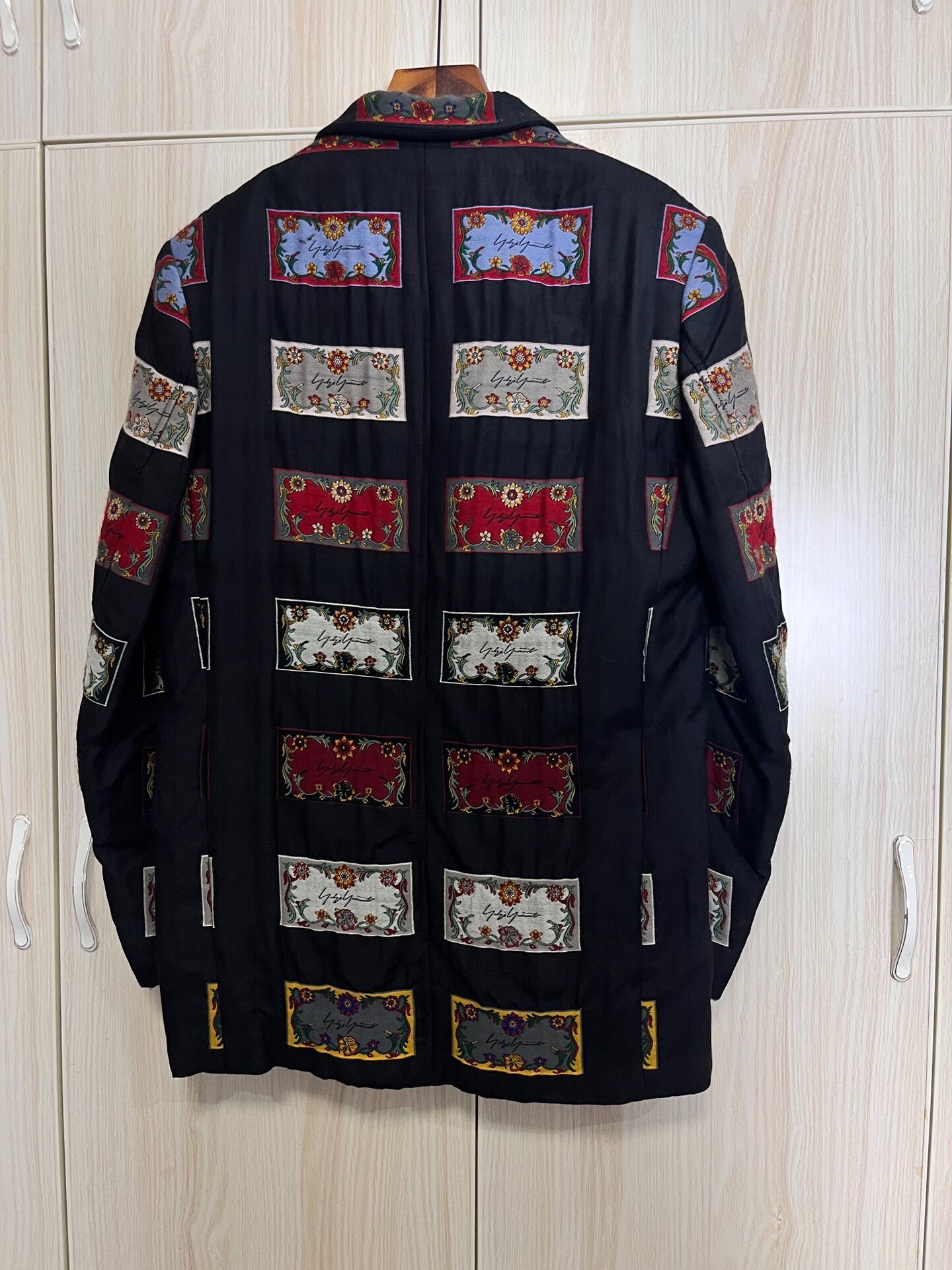 Yohji Yamamoto 2001AW King Poker Jacket — detail