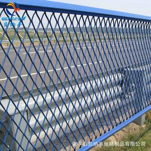 高速公路防眩网现货供应菱形钢板网护栏斜方孔金属板网隔离栏