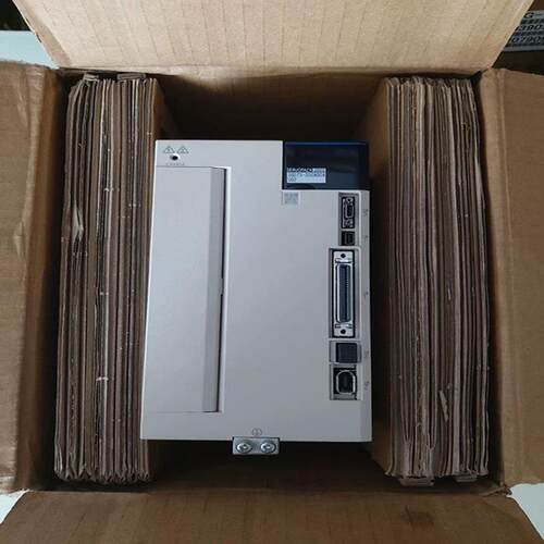 安川单轴伺服驱动器SGD7S-R70A20A SGD7S-R90A30A002