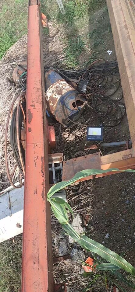 4月6日驻马店处置闲置航吊长24米地磅3节剪钢筋机一台吸盘一台网络拍卖公告