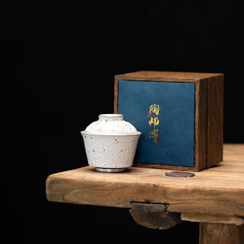 志野盖碗红色三才茶碗家用陶瓷泡茶器故宫红复古志野烧点金茶具