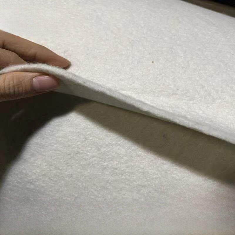加厚白色土工布工程毛毡保温防寒公路养护家具包装渗水保湿无纺布