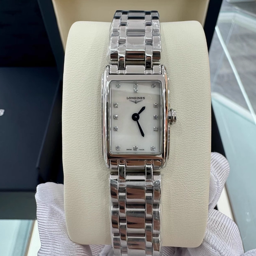 全套[9.8新]浪琴黛绰维纳系列精钢石英贝母钻石女表L5.258.4.87.6