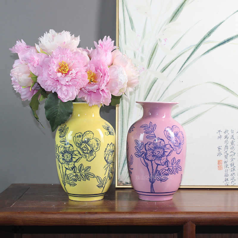 景德镇新中式青花瓷花瓶高级感手绘插花瓶复古陶瓷瓶摆件批发厂家