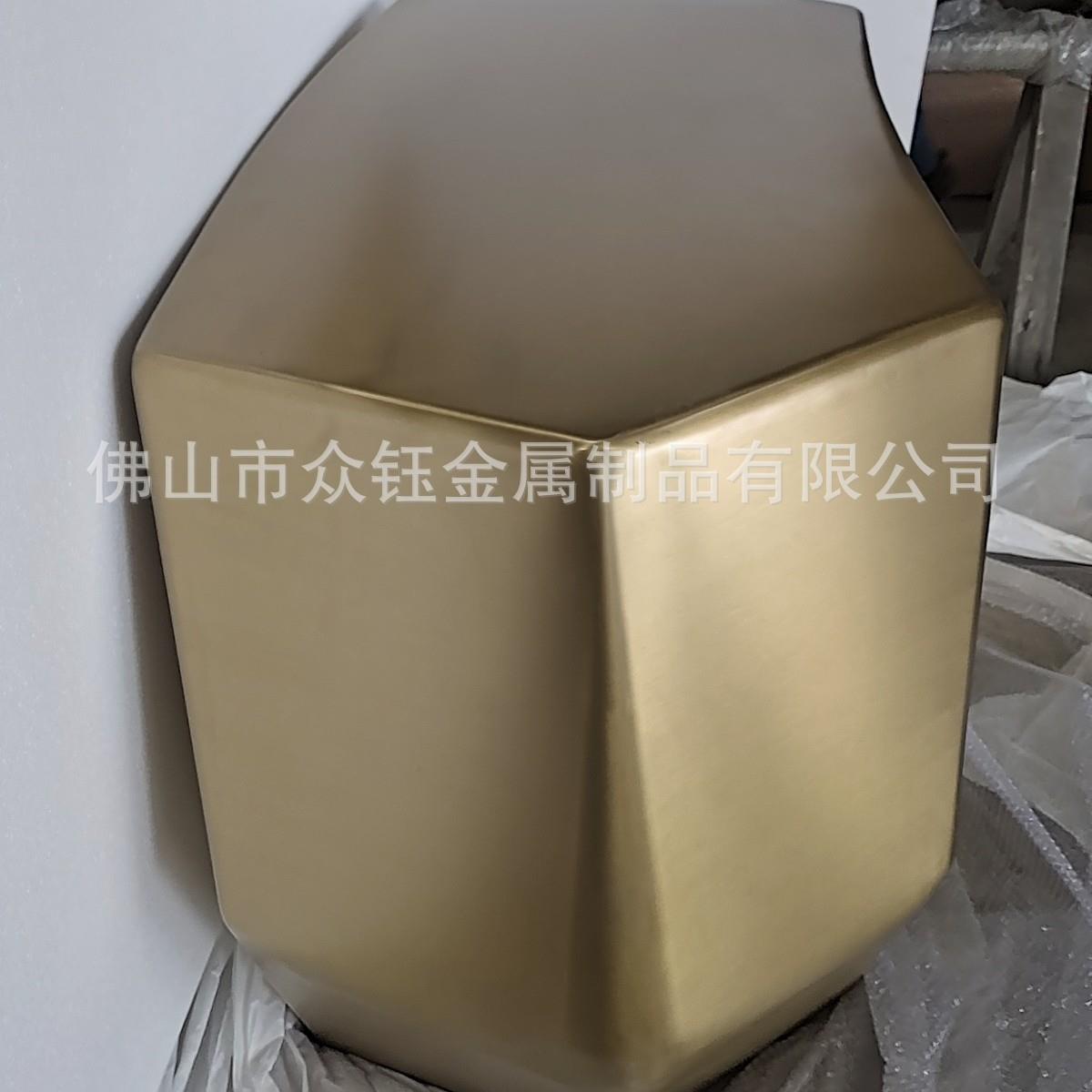 简约轻奢风香槟金小吧台北欧酒吧展示桌咖啡店几何创意组合接待台