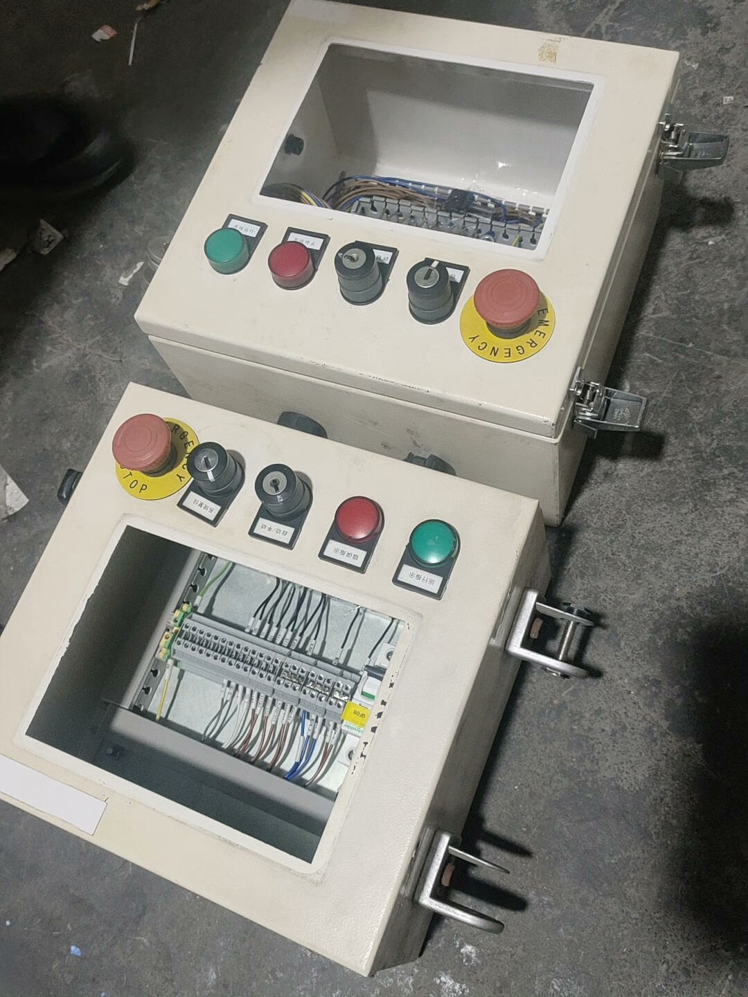 两个配电柜，要的私聊