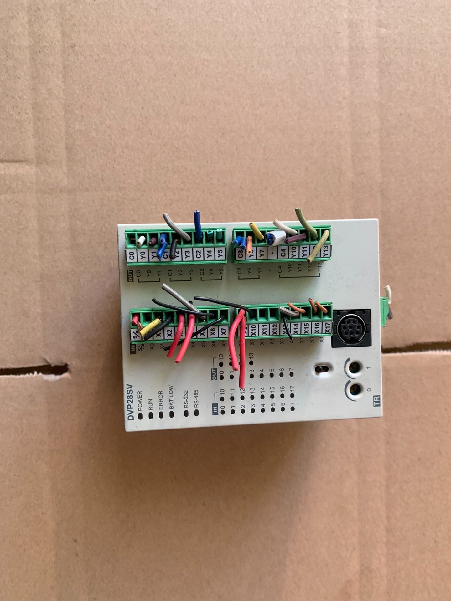 台达、DVP28SV11T、外壳破损功能包好看仔细在下单、1