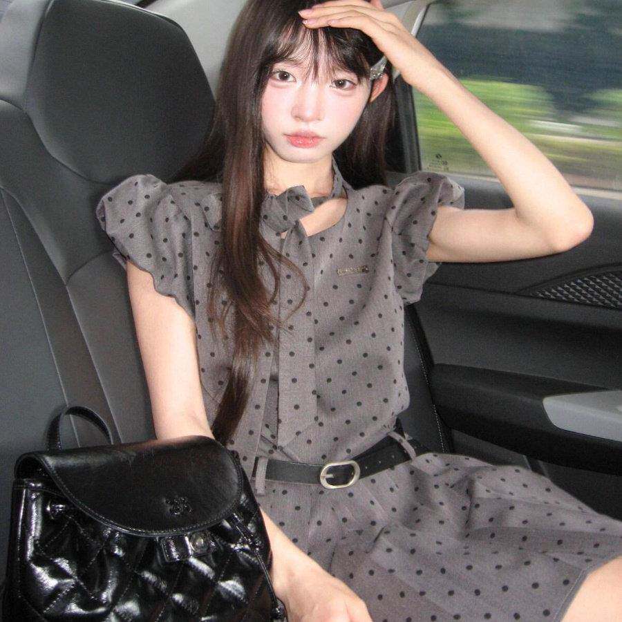 灰色韩系波点洋装女2025新款夏季轻奢高级感小个子设计感百褶裙