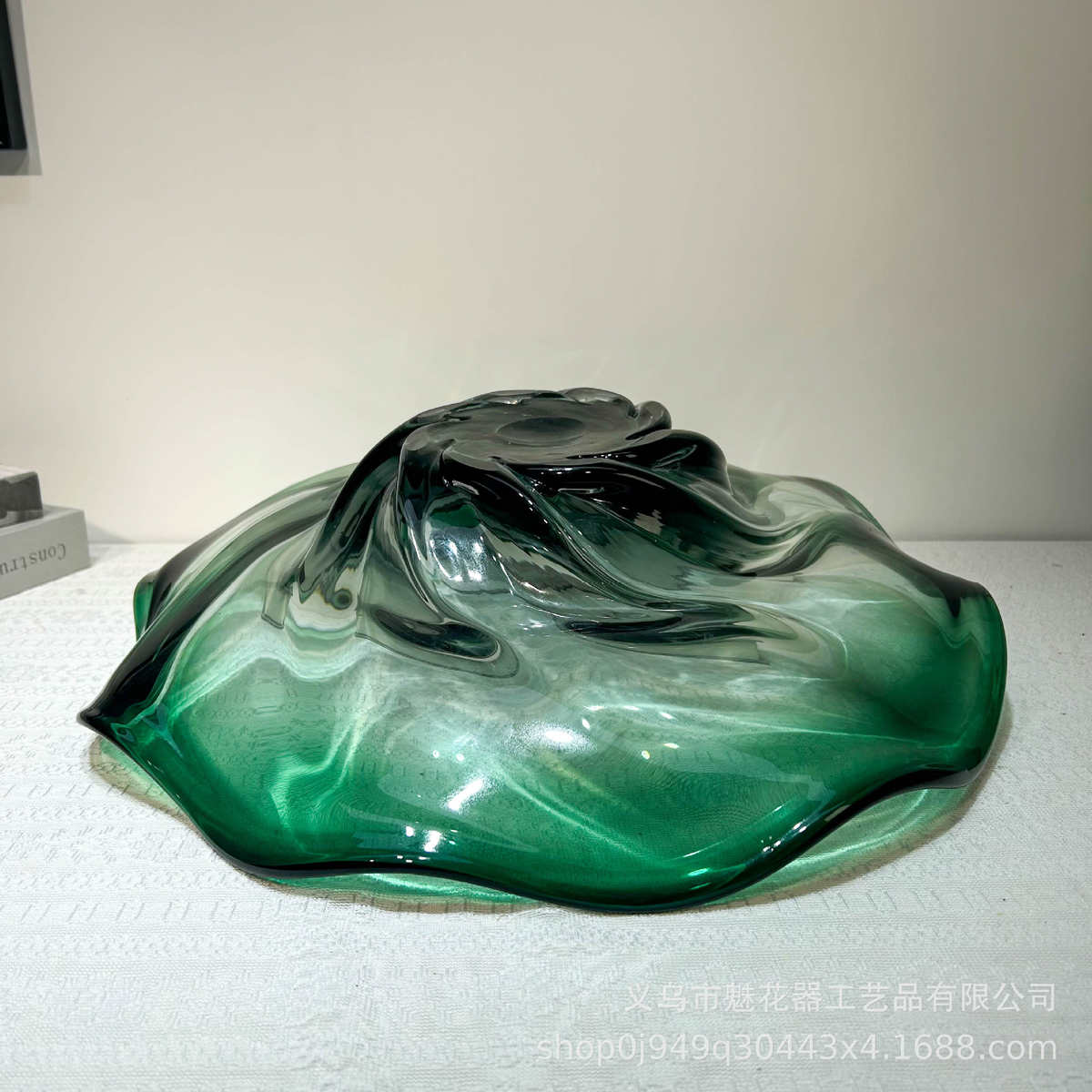 现代简约祖母绿手工琉璃水果盘客厅餐桌茶几样板间高级感装饰摆件