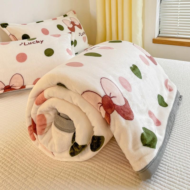 加厚牛奶绒毛毯小毯子少女心法兰绒床单空调毯午睡午休毯沙发盖毯