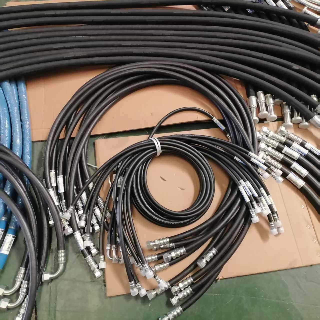 挖掘机PC360-7/300-7/200-8整车液压油管回油管进油管行走管