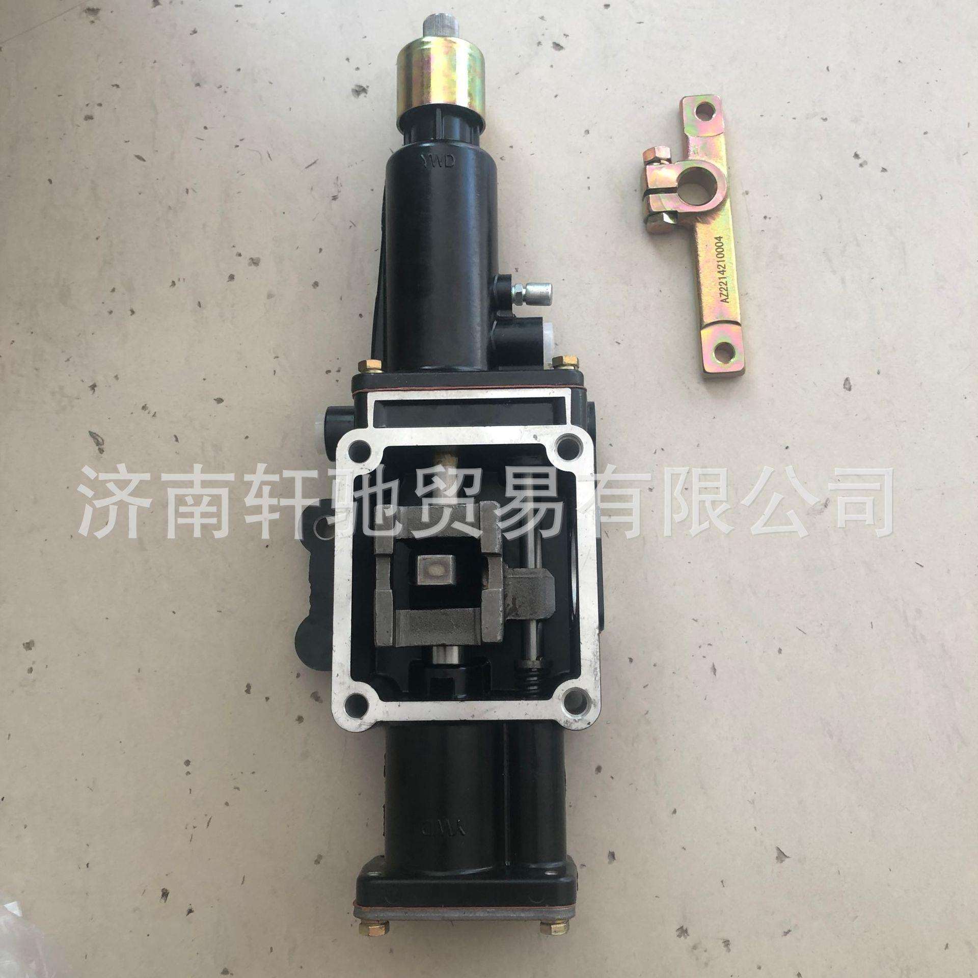 豪沃 HW19710 WG2203210040+001 变速箱小盖总成