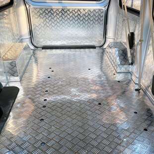 长安睿行m60m70m80m90不锈钢地板铝合金底板地板贴地垫定制拉货改