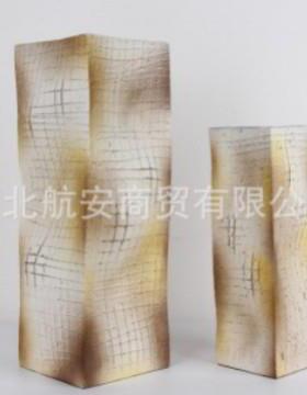 现代简约创意树脂花器树脂花插花瓶样板房售楼处桌面茶几书架饰品