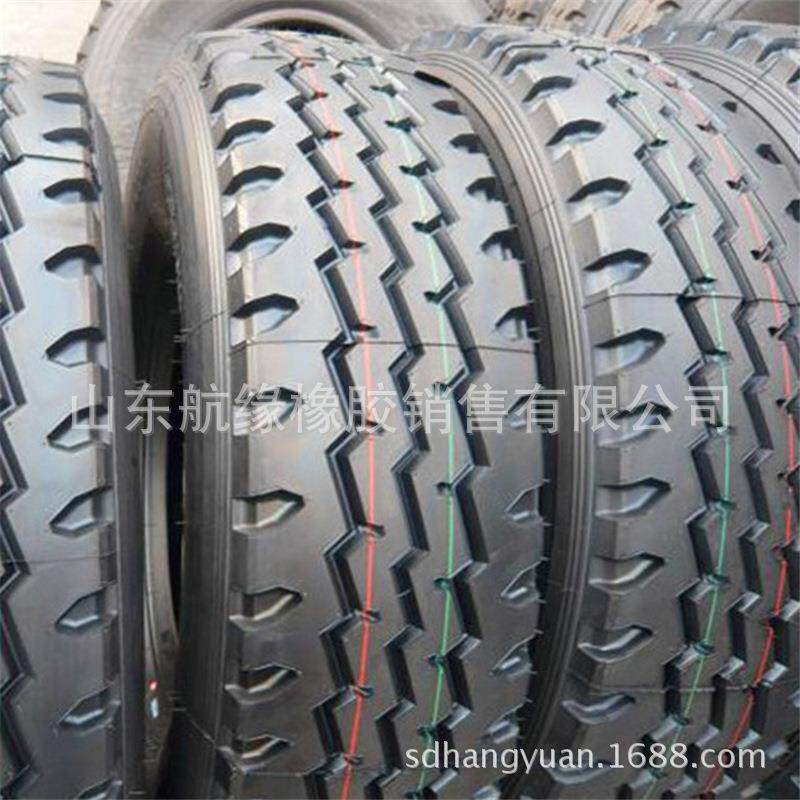 315/80R22.5 重卡真空轮胎汽货卡车全钢子午线轮胎 厂家现货