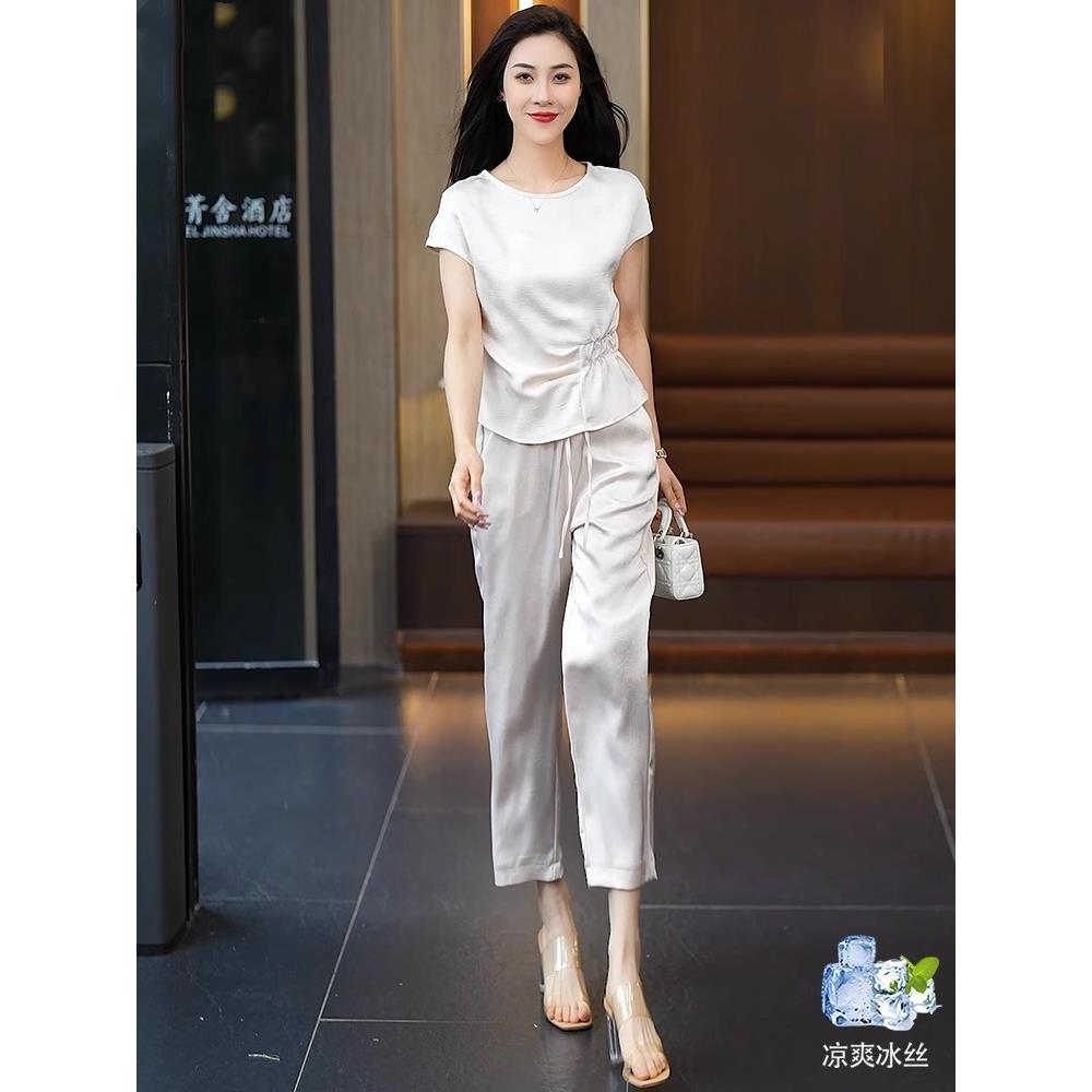 高档提花宽松气质垂感冰丝套装女2025夏季款凉凉短袖九分裤两件套