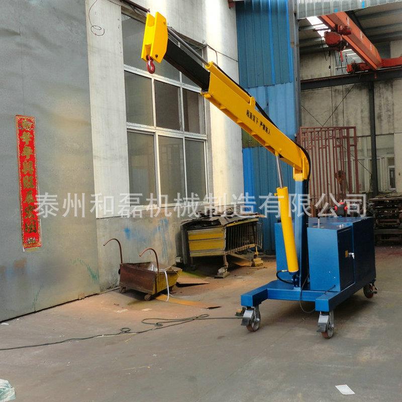 和磊厂家直销FPD-2T全自动吊车自行走式吊车电动液压旋转吊车图片