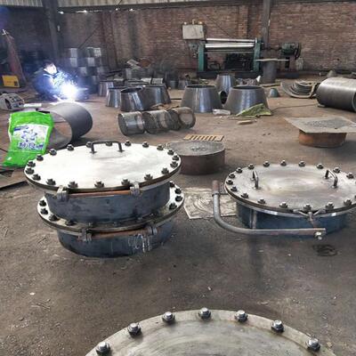 DN500常压人孔现货HG/T21515常压人孔图集回转盖法兰人孔管路