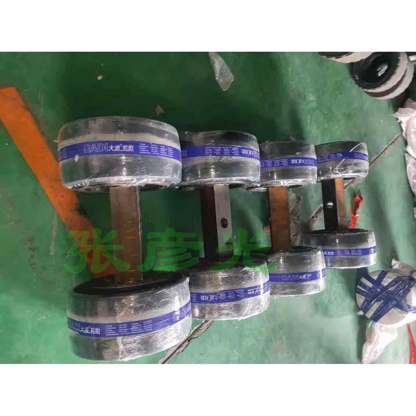 加工拖车车轴拖车实心轮胎机场轮胎隧道拖车轮胎衬切台实心轮胎