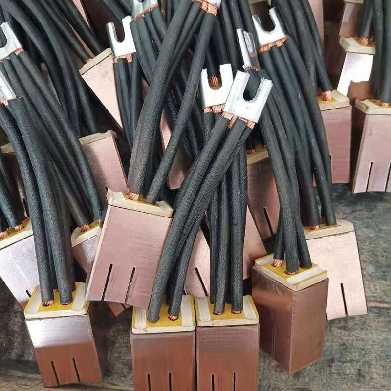 高铜碳刷 直流电机碳刷电动工具电刷集电轮碳刷 编笼机滚焊机碳刷