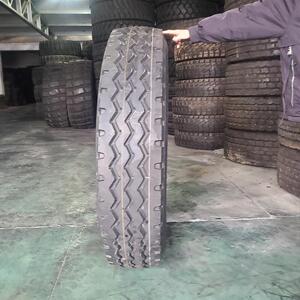 1200R24吊车起重机老三线花纹全钢丝成套工程机械轮胎