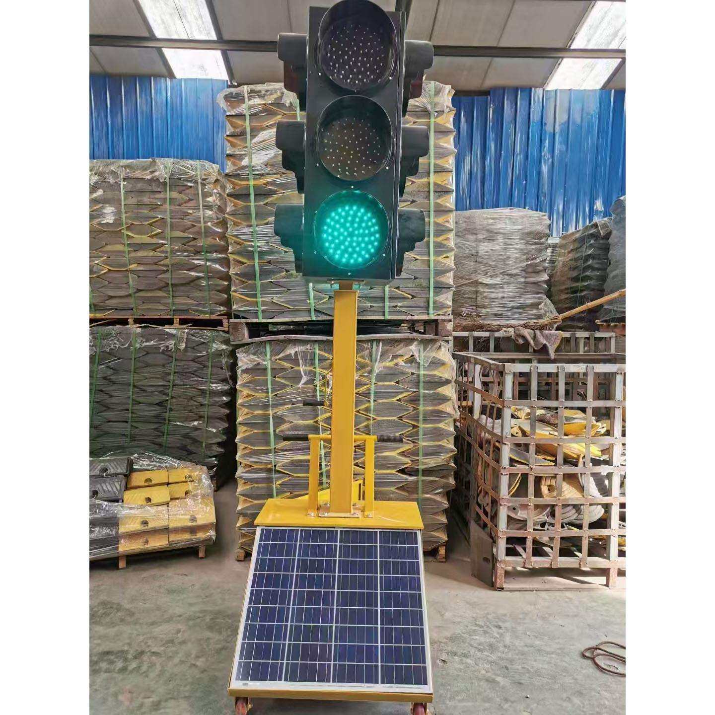 十字路口移动信号灯太阳能交通临时警示灯农村路口临时红绿信号灯