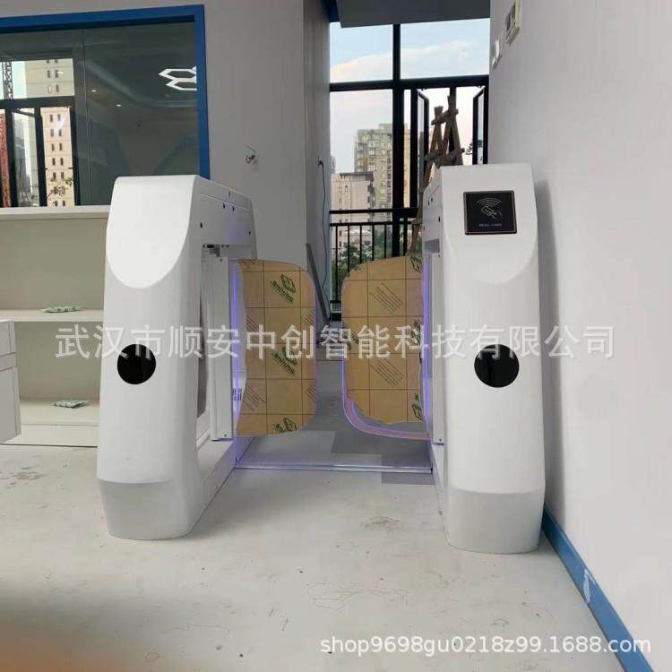 湖北游乐园扫码支付烤漆摆闸手机检票验票景区闸机游乐场票务系统