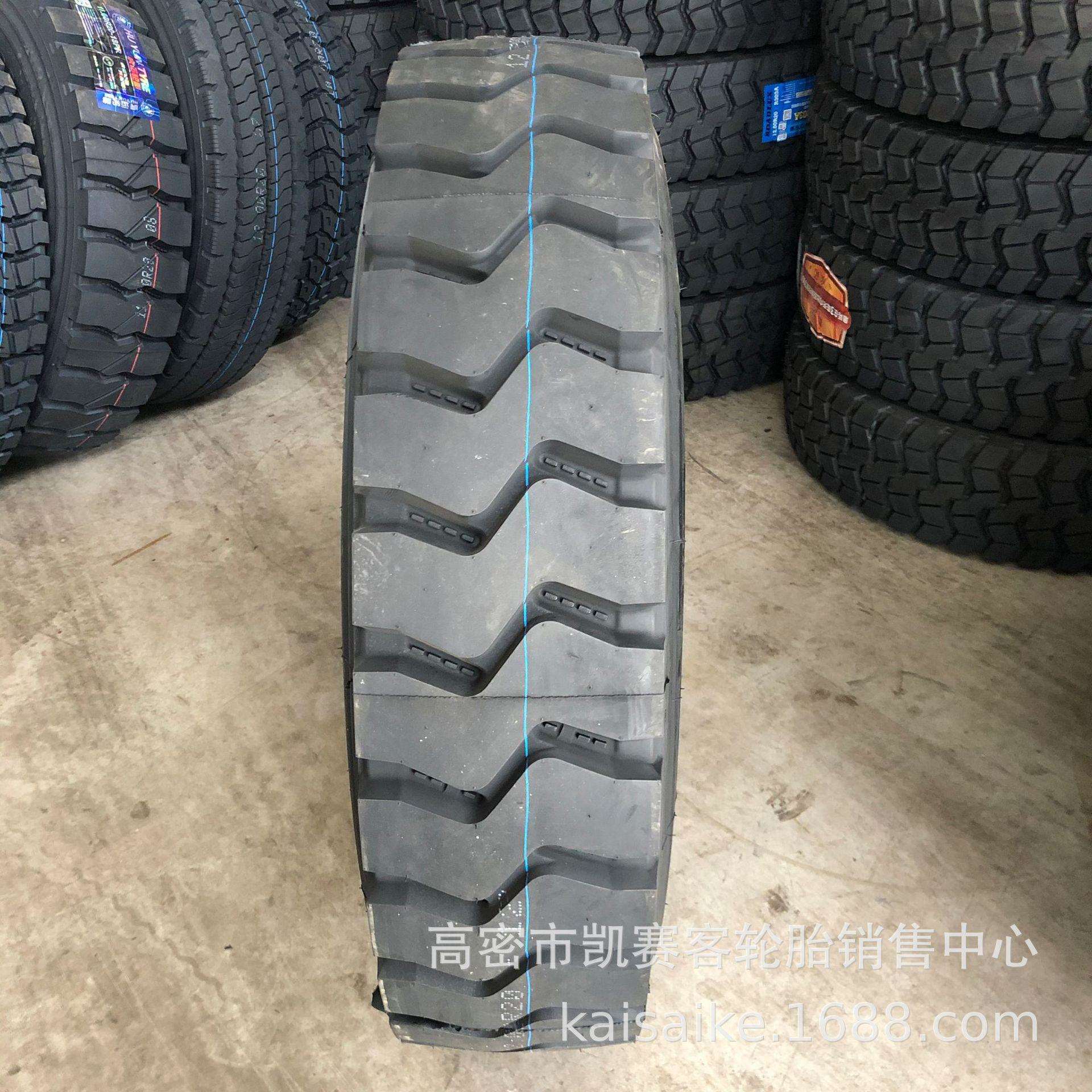 渣土车重卡轮胎 1200R20 全钢丝矿山大块前四后八车大货车轮胎