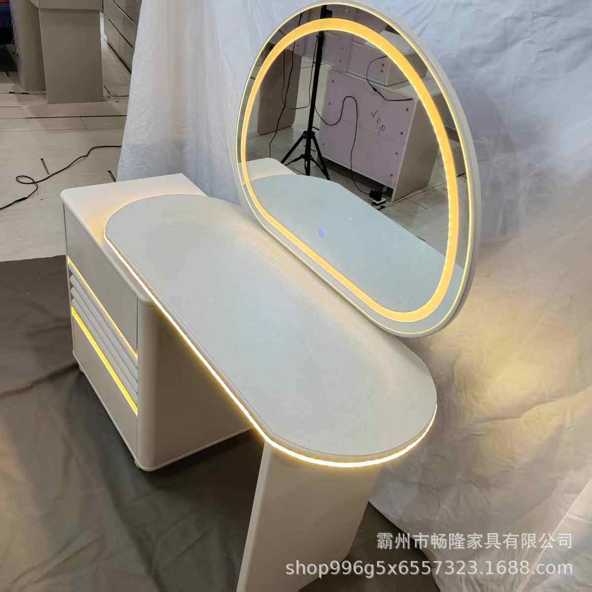 奶油妆收纳柜带一体桌储2024柜子梳妆台物化新款法式100cm风