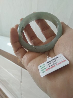 豪8印象S80冰种翡翠手镯怎么样极度喜欢感受反馈